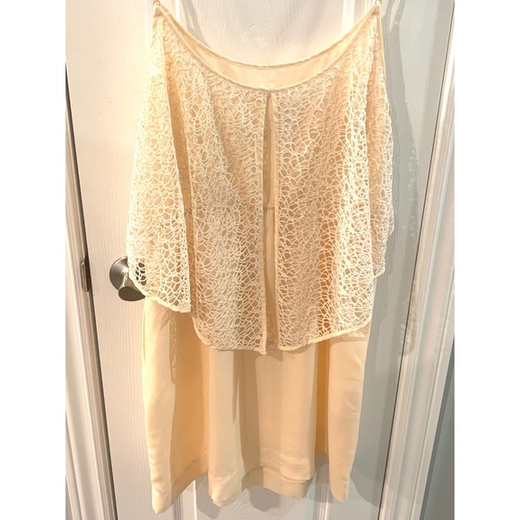 👛BCBG Dress👛 - Picture 6 of 6